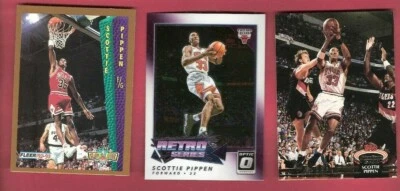 SCOTTIE PIPPEN 2017-18 OPTIC RETRO SERIES CARD W/ JORDAN + 2 92-93 CHICAGO BULLS - Image 1 of 4