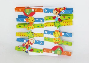 MOLLETTINE ASSORTITE PZ 12 LEGNO CON SOGGETTI COLORATI BOMBONIERE FAI DA TE - Imagen 1 de 1