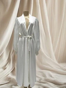 White Satin Luxury Wedding Honeymoon Robe Size S/M - Picture 1 of 13