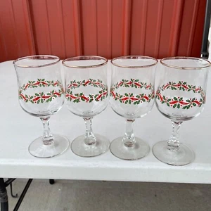 4 Vintage Libbey Christmas Wine Glass Goblets Gold Rim Holly Berry Red Ribbon - Picture 1 of 14