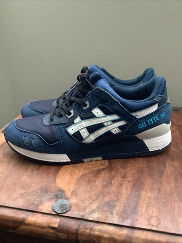 Scarpe da ginnastica ASICS Gel Lyte III taglia UK 7