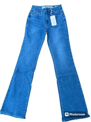 Alife&Kickin High Rise Bootcut Jeans Nualaak - Bild 1 von 4