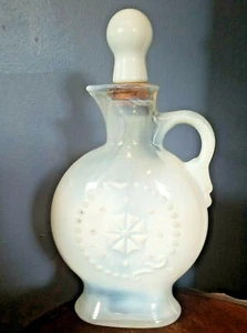 BOTELLA JARRA LICOR OPALESCENTE VINTAGE JIM BEAM ROYAL OPAL D334 1957 Blanca - Imagen 1 de 10