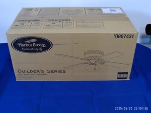 "New" Harbor Breeze 42" White Finish Ceiling Fan Builder Series w/LED Light - Picture 1 of 4