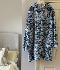 Primark Disney Stitch Snuddie Sizes M/L - Picture 1 of 1