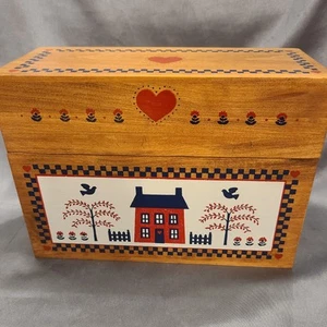 Vintage The Country Home Wooden Box Greeting Card Organizer Recipe Primitive 80' - Picture 1 of 10