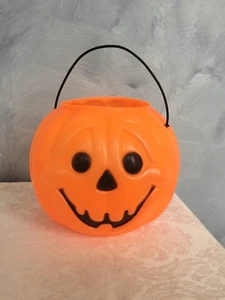 Vintage General Foam Plastics, Norfolk Halloween Pumpkin Blow Mold Pail Bucket - Picture 1 of 7