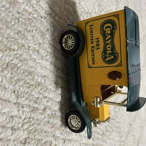 1903 Crayola Limited Edition Car Coin Bank (Pre-owned) - Picture 1 of 5