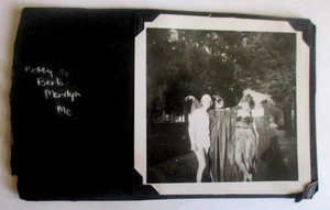 Frm Katherine Bartholomew Pa Familienalbum Ein Echtfoto einer 1940er KOSTÜMPARTY - Bild 1 von 3