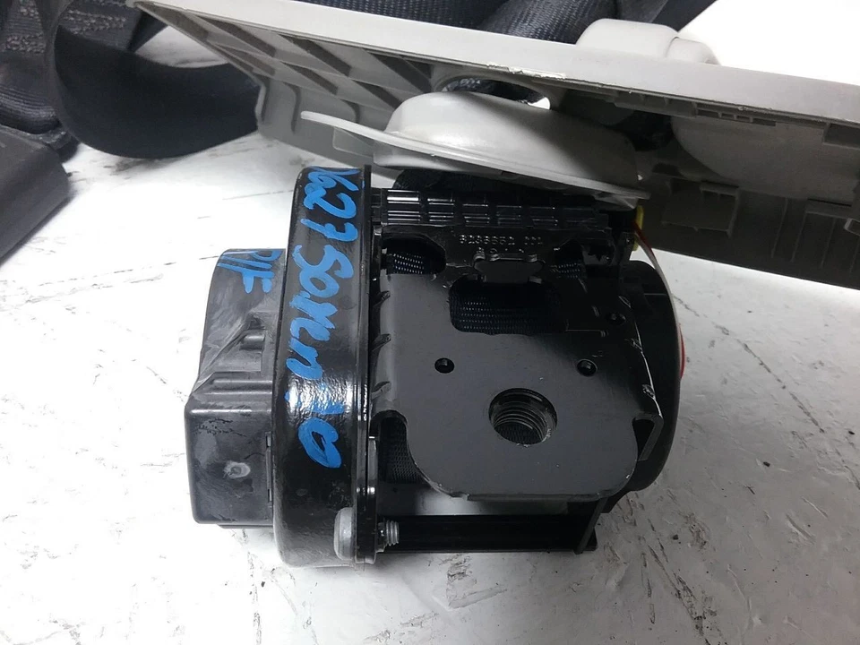 2017 Kia Sorento OEM Seat Belt Front Passenger Retractor Fits 16-20 Foto 1 de 4