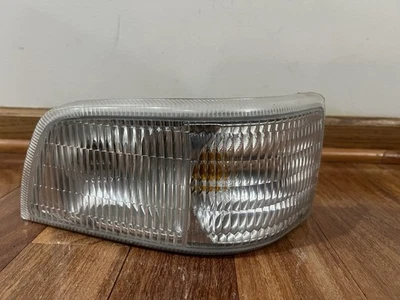 Пассажирский габаритный указатель поворота 1991-1996 Buick Roadmaster - Изображение 1 из 4