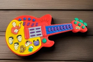 Vintage 2003 Spin Master The Wiggles Red Musical Interactive Guitar Sings— WORKS - Picture 1 of 2
