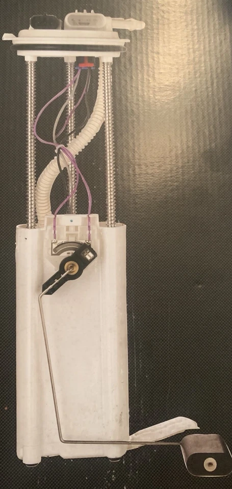 NEW Spectra Premium SP7152M Fuel Pump Module Chrysler Dodge 00-04 NIB - Image 1 of 4