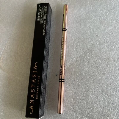 Anastasia Beverly Hills Brow Wiz (marrón medio)• BIN de 0,003 OZ Foto 1 de 3