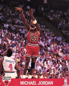 Tarjeta fotográfica de acción 1990 Michael Jordan NBA Hoops Jump Shot 8x10 nueva Chicago Bulls - Imagen 1 de 4