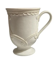 Lenox Leinenschrank Leinengewebe weiß/creme Tasse Becher mit Fuß 5 1/4" - Bild 1 von 3