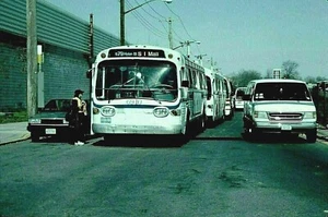 DIAPOSITIVA ORIGINAL KODACHROME AUTOBÚS NYC GM PECERA #6910 GUN HILL DEPOT 1 DE ABRIL DE 2000 - Imagen 1 de 1