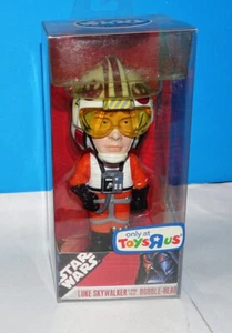 Funko Wacky Wobbler Star Wars LUKE SKYWALKER X-WING PILOTO PERSECUCIÓN EE. UU. exclusivo - Imagen 1 de 8