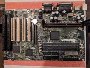 Intel AL440LX Socket 1 4 PCI 2 ISA ATX Motherboard 683503-307 - Picture 1 of 6