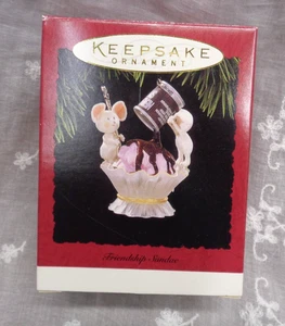 QX476-6 HALLMARK Keepsake Ornaments FRIENDSHIP SUNDAE 1994 - Picture 1 of 3
