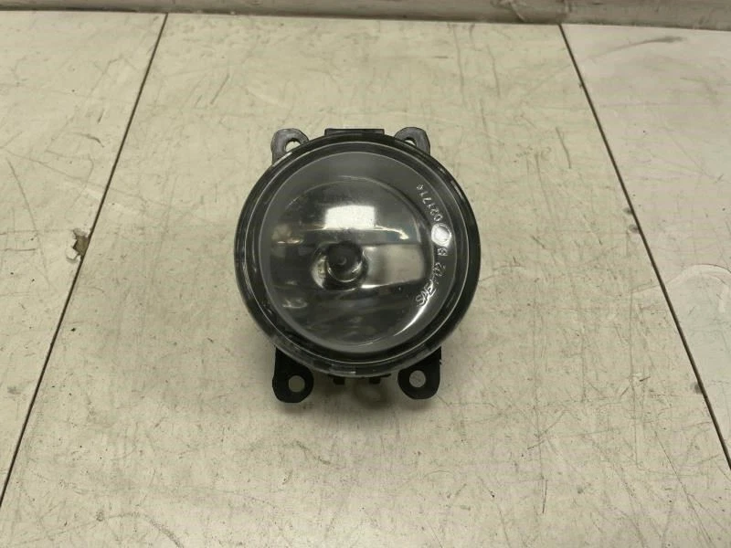 2010 2013 LAND ROVER RANGE ROVER SPORT HSE FRONT LEFT DRIVER SIDE FOG LIGHT LAMP - Image 1 of 4