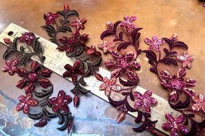 Apliques bordados flores lentejuelas 3x7" cosidos a mano 2 piezas Foto 1 de 3