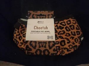 Cheetah Portable Pet Bowl - Picture 1 of 2