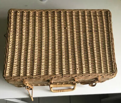 Antiker Picknickkorb / -koffer • 149€