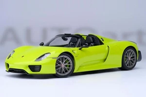 AutoArt Porsche 918 Spyder Weissach Package - Acid Green 1/18. 77921 - Bild 1 von 23