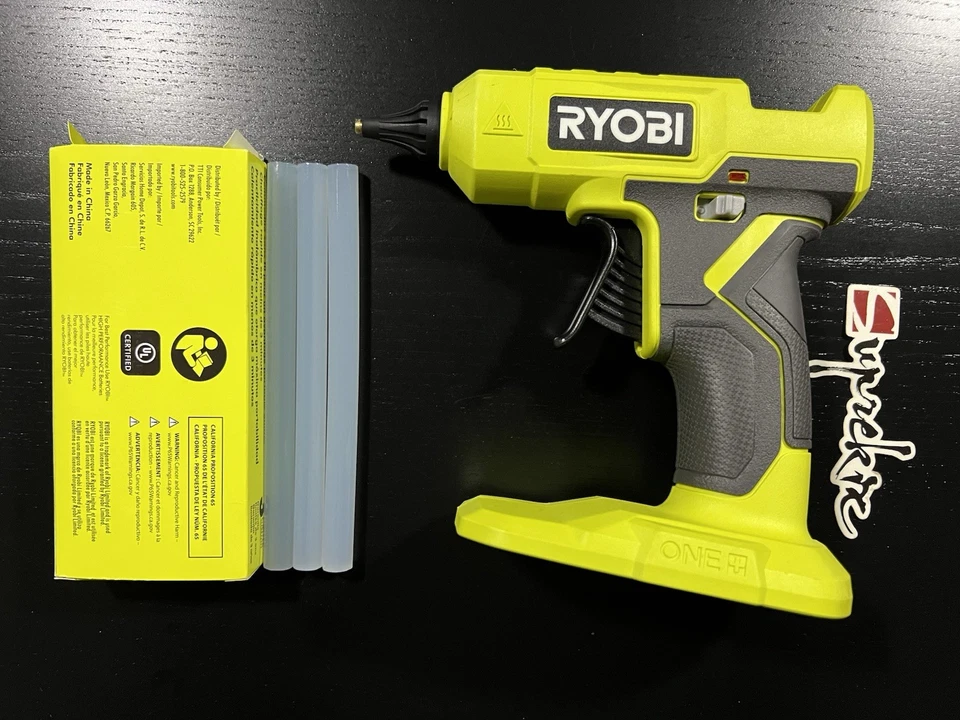 Pistola de cola sem fio Ryobi ONE+ 18V somente ferramenta PCL921B - Imagem 1 de 4