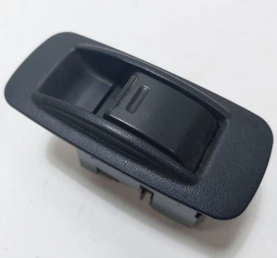 Interruptor de ventana eléctrica trasero Toyota 4Runner 1996-1997 negro Foto 1 de 4