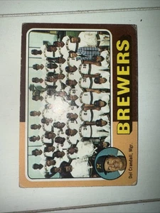 1975 Topps Baseball Milwaukee Brewers Team Card #384 - Picture 1 of 6