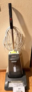 riccar vacuum cleaner Model 2100 designed for hotel use - Picture 1 of 6
