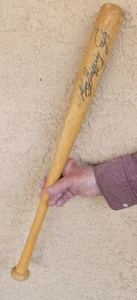 VTG KEN GRIFFEY JR LOUISVILLE SLUGGER BASEBALL TEE BALL 26" BAT K 125 TB - Picture 1 of 5