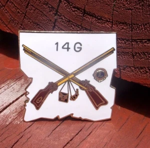 Lions Club Pin - 14-G - Picture 1 of 3