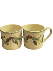 2 Hartstone Pottery Coffee Mugs Christmas Garland Pattern Berries Acorns 12 oz - Picture 1 of 9