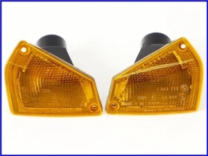 01HF43 1984 BMW R100RS Genuine front turn signal set, twin suspension - Picture 1 of 10