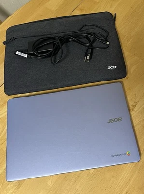 Portátil Acer 15.6" Chromebook 315-4H Procesador Intel N4500 4GB RAM 64GB Púrpura Foto 1 de 3