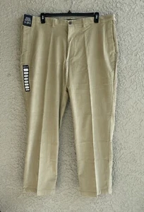 Haggar Men's 44x32 Comfort Classic Fit Premium Stretch Corduroy Beige Pants NWT - Picture 1 of 4