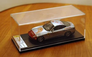 Ferrari 612 Scaglietti China 15000 Red Miles 2005 1:43 Looksmart-LS155B - Foto 1 di 4