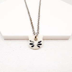 VENTA DE MUESTRA Collar Gato Porcelana Hecho a Mano Mini Lindo Colgante Bigote Kawaii 553 - Imagen 1 de 2