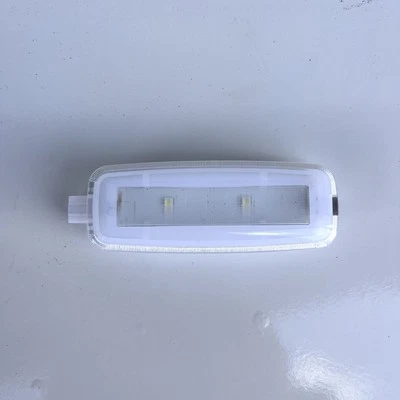 2013-2018 AUDI A6 A7 A8 S6 S7 S8 - Vanity / Makeup Light OEM 4H0 947 105 А - Image 1 of 4