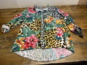 John Mark Top Women’s Size Large Tropical Palm Floral Animal Print NWT - Picture 1 of 16