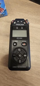 Tascam DR-05X Enregistreur Mobile Interface USB  - Picture 1 of 3