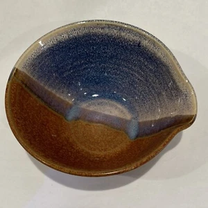 Signed "COOPER" Glazed Pottery Small Mixing Bowl Pour Spout Multi Color - Picture 1 of 6