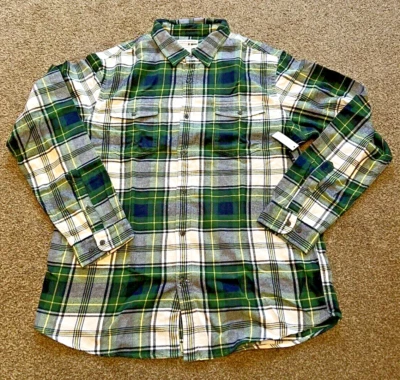 Amazon Essentials Men's Slim Fit LS Flannel Shirt, Green/Ivory Plaid, XL - Image 1 of 4