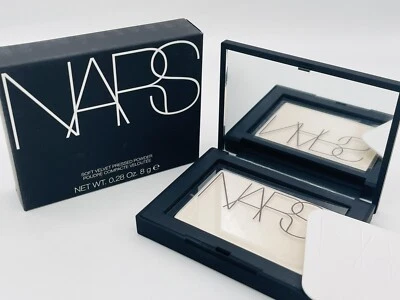 💕 Soft Velvet Pressed Powder  Puder von NARS 💕 NEU SNOW 8 g  - Bild 1 von 3