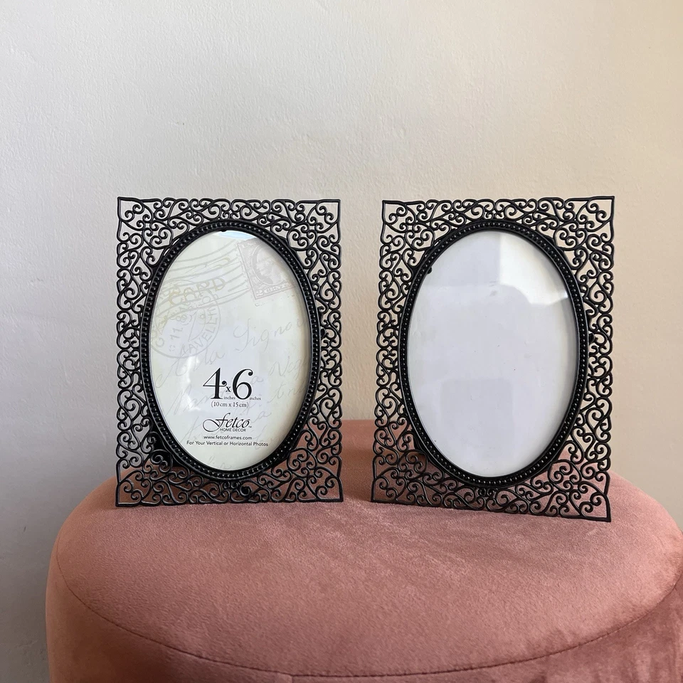 Fetco Matte Black Metal Photo Frame 4 X 6 Oval Opening Pair Set Lot of 2 - Image 1 of 4