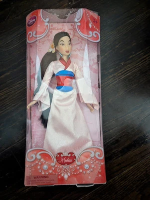 Muñeca MULAN Princesa Disney Store 12" tamaño completo nueva en caja Foto 1 de 4