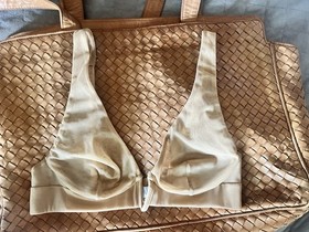 La Perla Tan Cream Light Wireless Bra Made in Italy Size 2 or USA 34